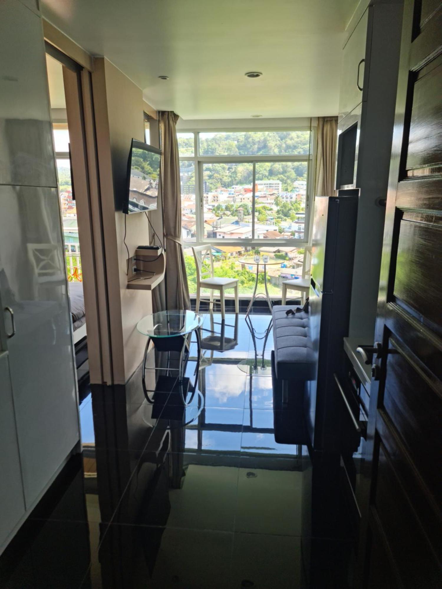 Art Patong Residence Luaran gambar