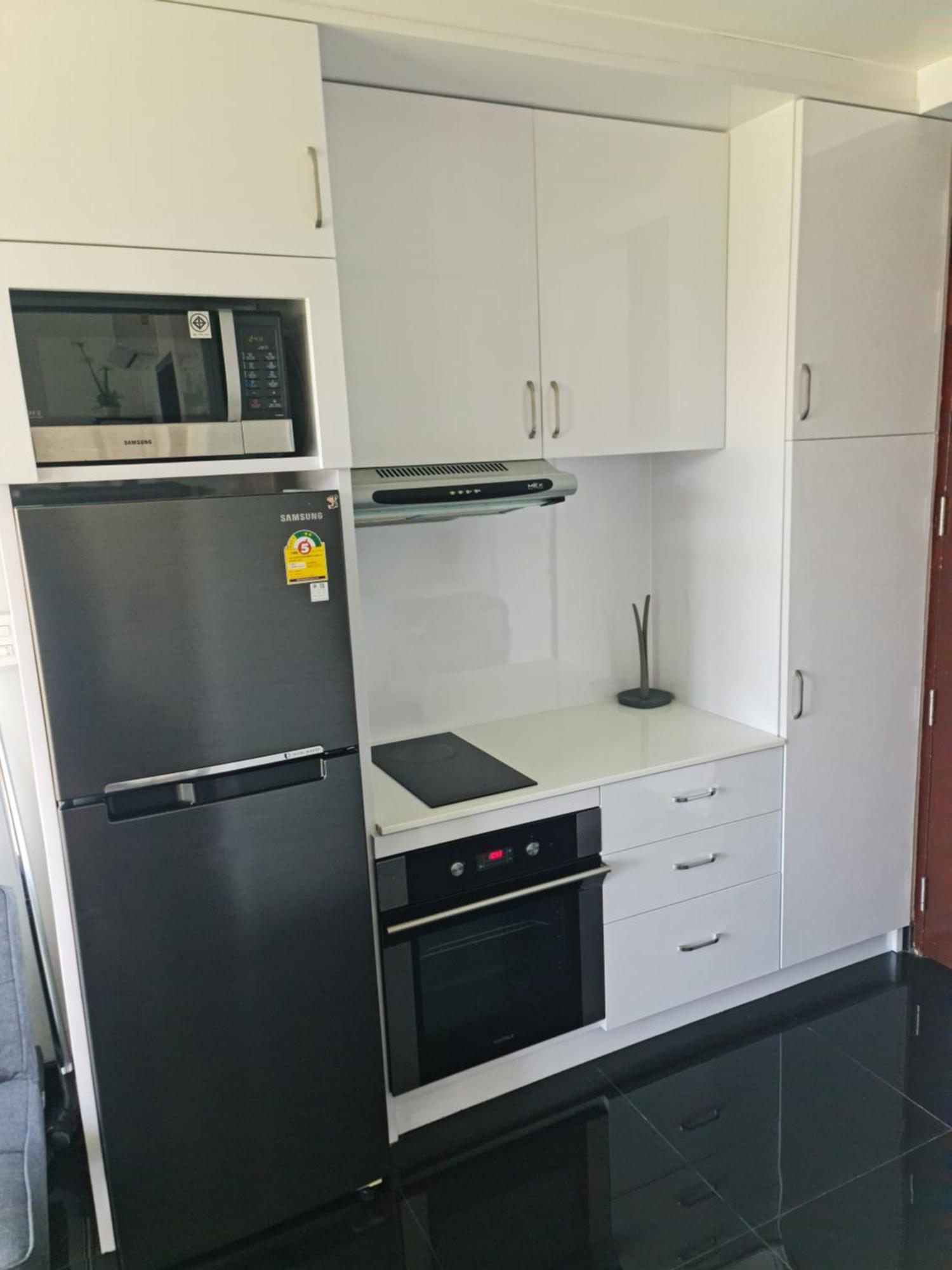 Art Patong Residence Luaran gambar