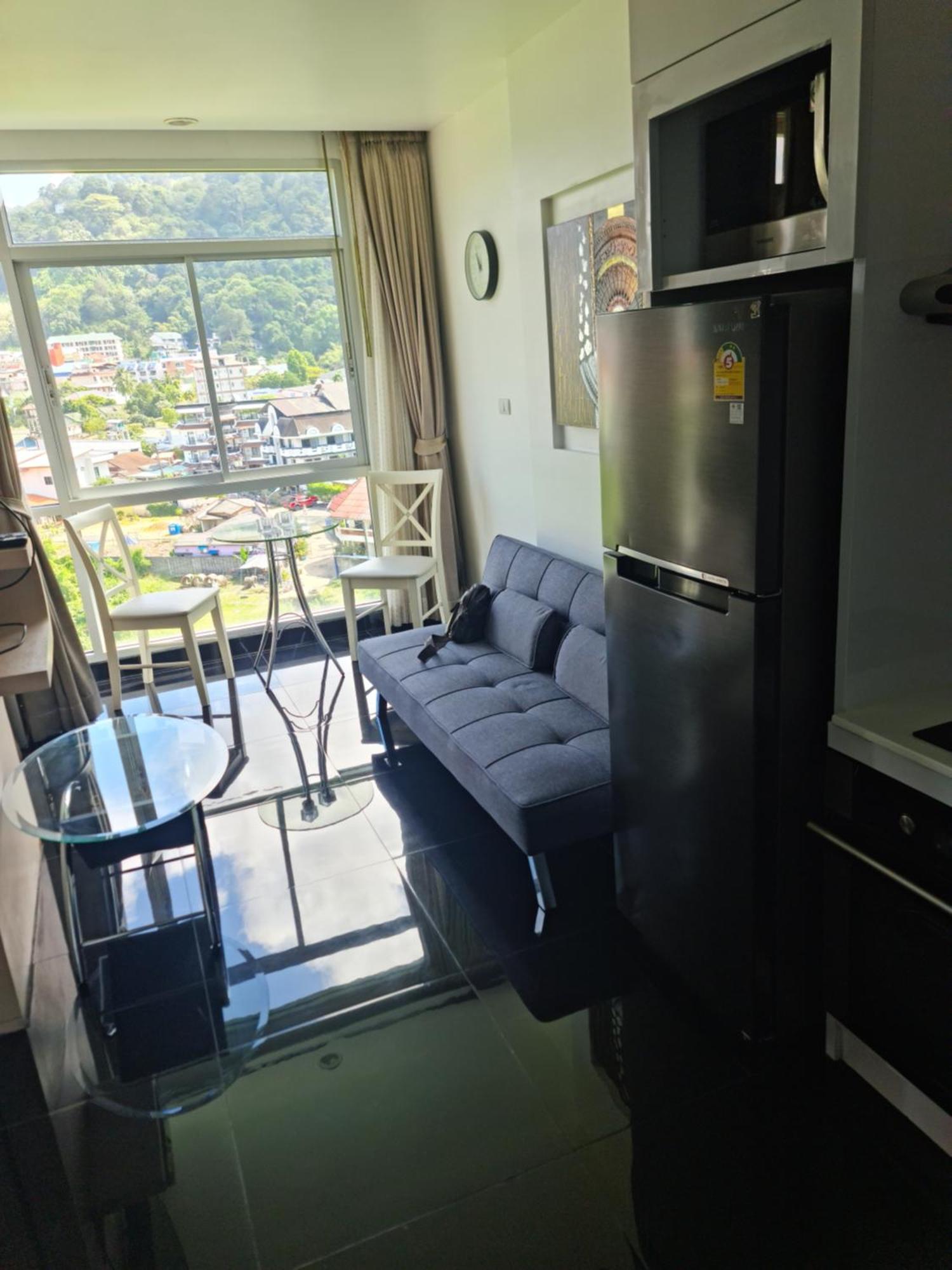Art Patong Residence Luaran gambar