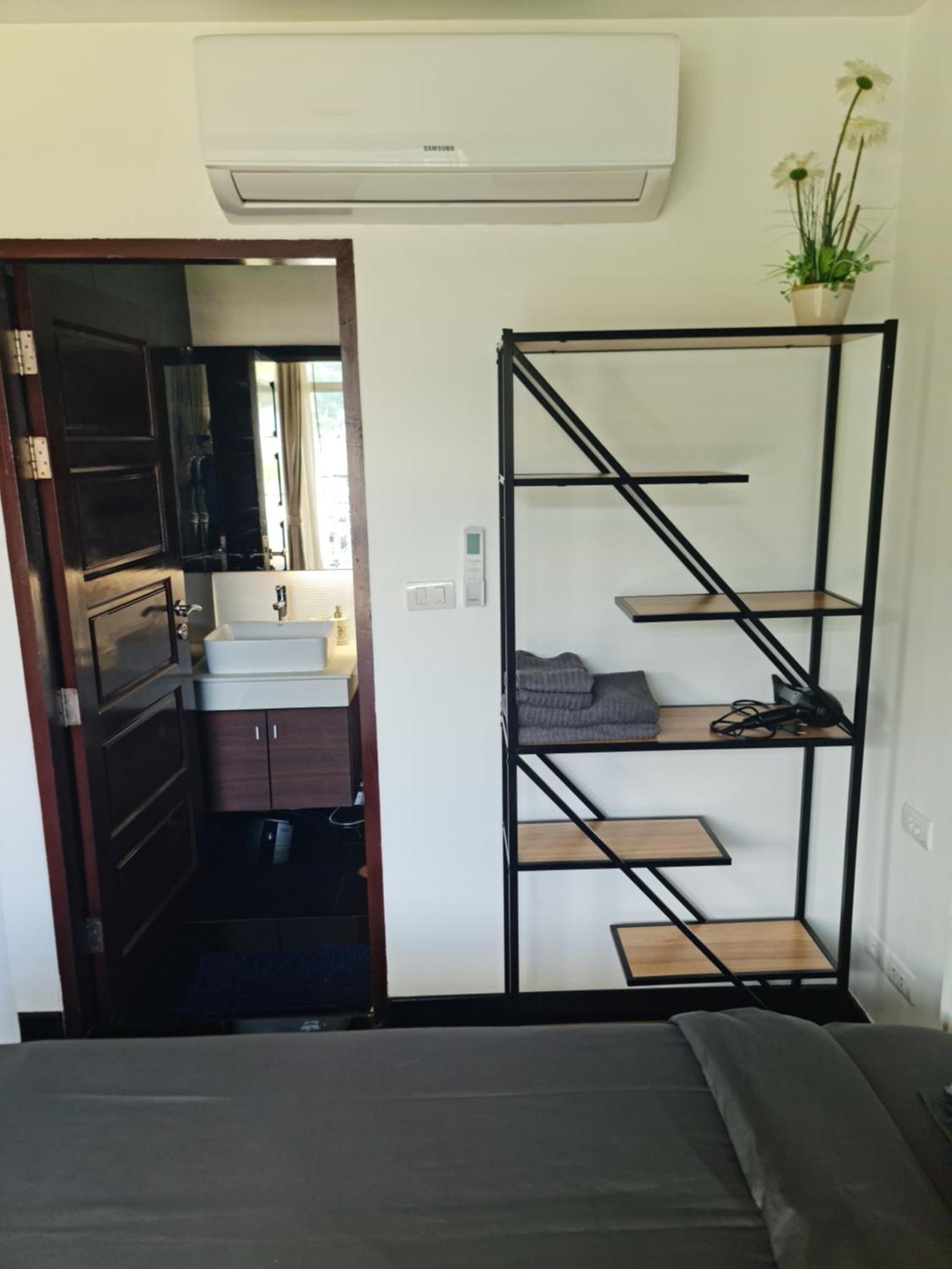 Art Patong Residence Luaran gambar